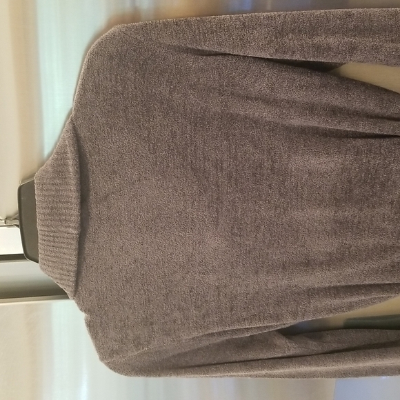 💕BAREFOOT DREAMS💕 CozyChic Drape Rib Cardigan Ultra Lite Carbon Gray S NWT - Picture 10 of 14